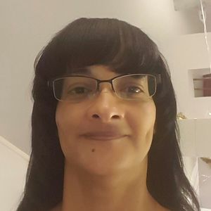 Meet your Posher, Debbie m.